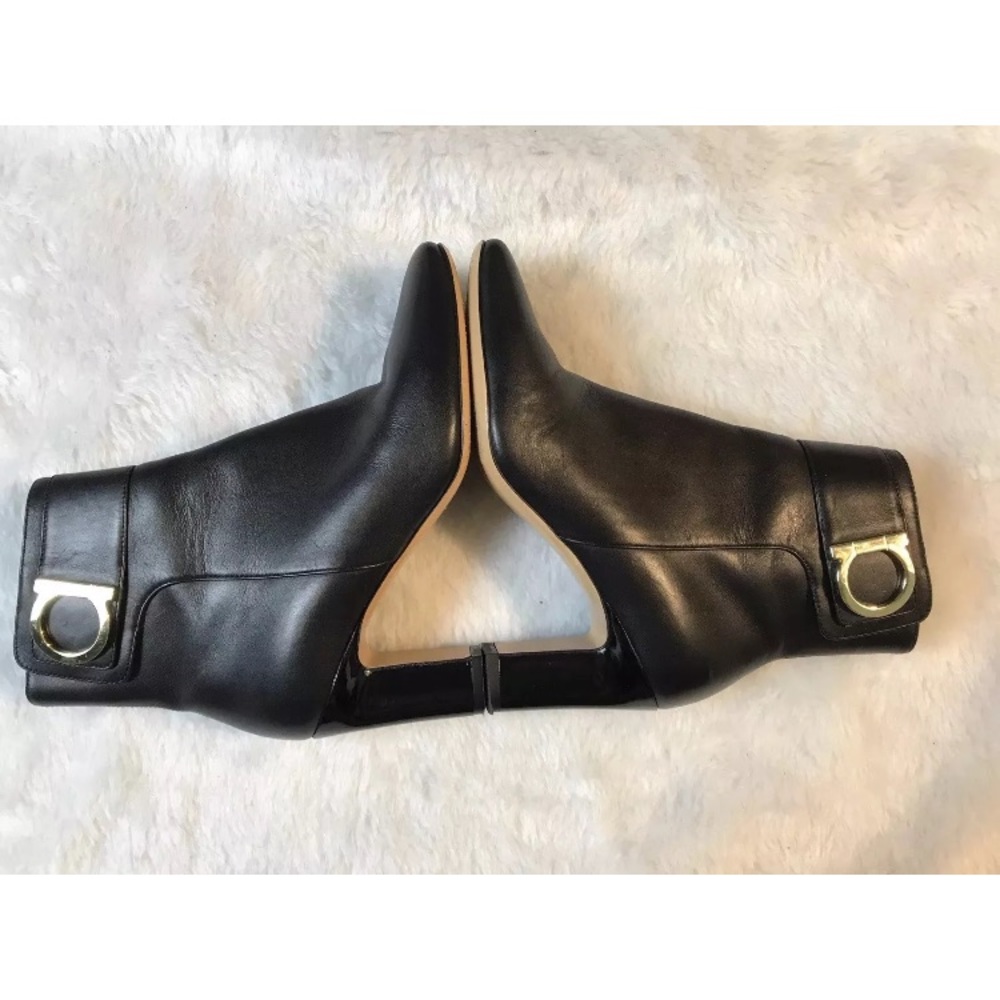 SALVATORE FERRAGAMO Black Leather Rupert Gancini